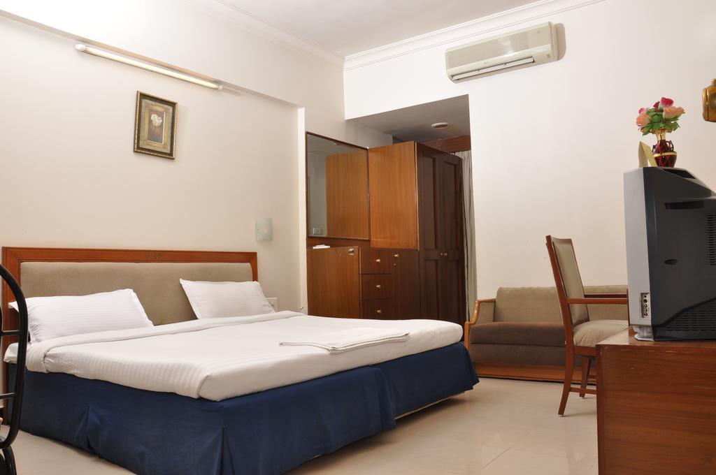 Hotel Sitara Residency Hyderabad Quarto foto